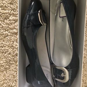 Brand new without tags.  Comfortable, casual flat